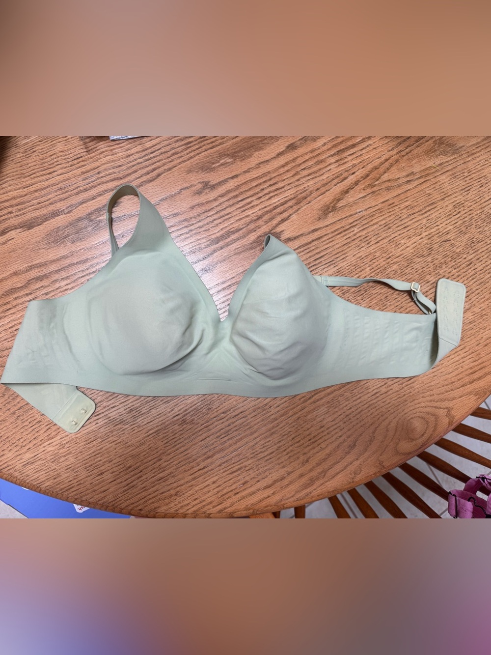 knix Seamless Wireless Bra in Light Sage Green
